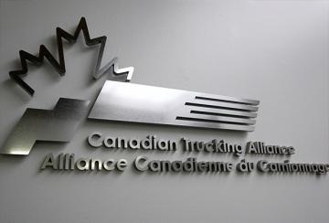 Canadian Trucking Alliance looks to immigration for labor
