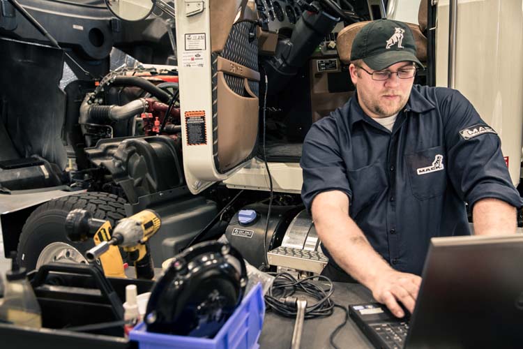Mack Trucks Academy Receives CASE Accreditation
