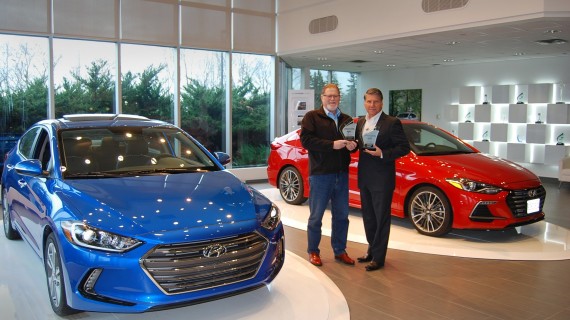 Hyundai Elantra Wins Two AJAC Category Awards