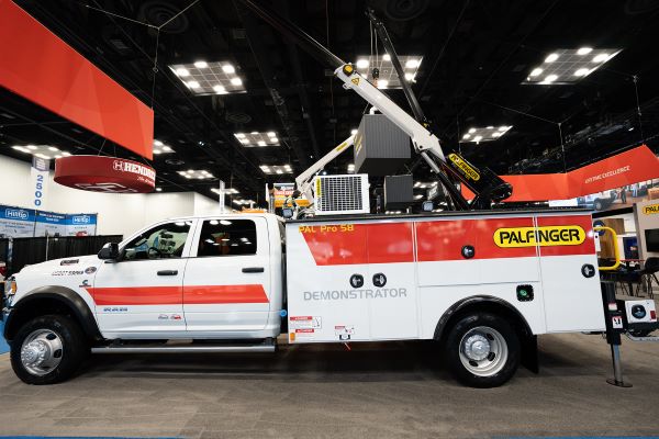 Palfinger launches PAL Pro 58 mechanics truck and PSC 8600 TEC service crane at Work Truck Week