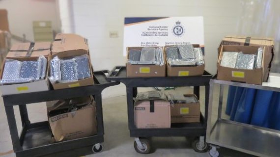 Border officers seize 385 kg of cocaine at Blue Water Bridge